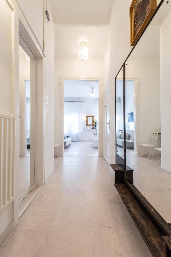 Vintage Elegance Mostcentralapt !Vaci Street! Budapest Ngoại thất bức ảnh